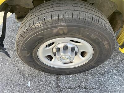 2021 Chevrolet Express 2500  Extended - Photo 26 - La Puente, CA 91744