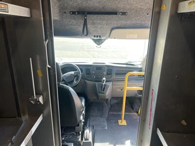 2021 Ford Transit 350 HD Box Truck  14 Ft - Photo 11 - La Puente, CA 91744