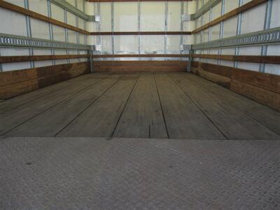 2019 HINO 155 Box Truck  16 Ft - Photo 15 - La Puente, CA 91744