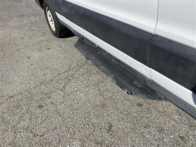 2019 Ford Transit 150  Medium Roof 148 WB - Photo 13 - La Puente, CA 91744