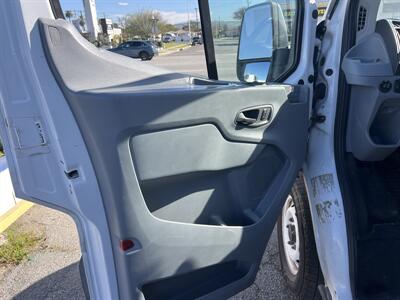 2019 Ford Transit 150  Medium Roof 148 WB - Photo 14 - La Puente, CA 91744