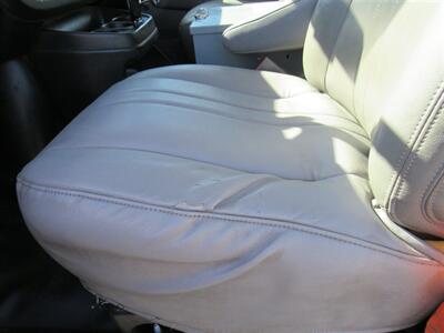 2016 Chevrolet Express 2500 Cargo Van   - Photo 31 - La Puente, CA 91744
