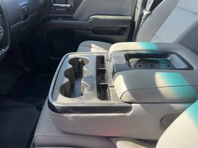 2019 Chevrolet Silverado 3500HD Contractor Body  10 Ft - Photo 20 - La Puente, CA 91744