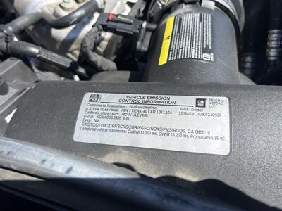 2019 Chevrolet Silverado 3500HD Contractor Body  10 Ft - Photo 22 - La Puente, CA 91744