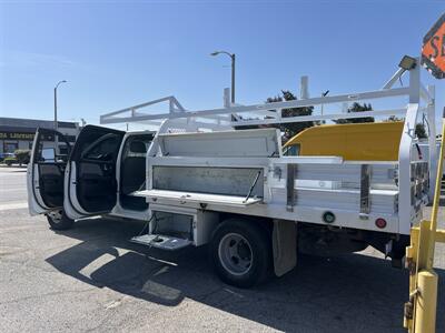 2019 Chevrolet Silverado 3500HD Contractor Body  10 Ft - Photo 9 - La Puente, CA 91744