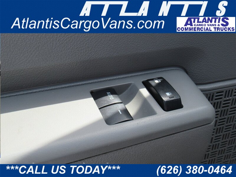 2013 Ford E-150 photo 41