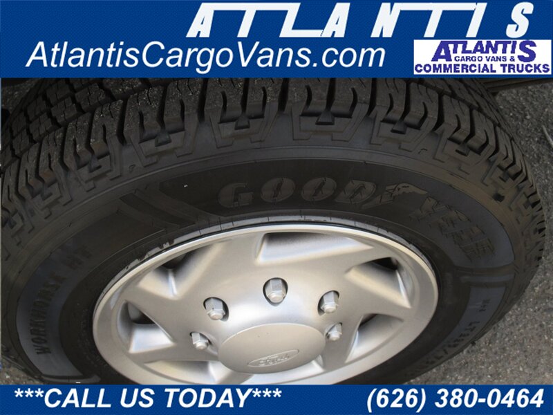 2013 Ford E-150 photo 50
