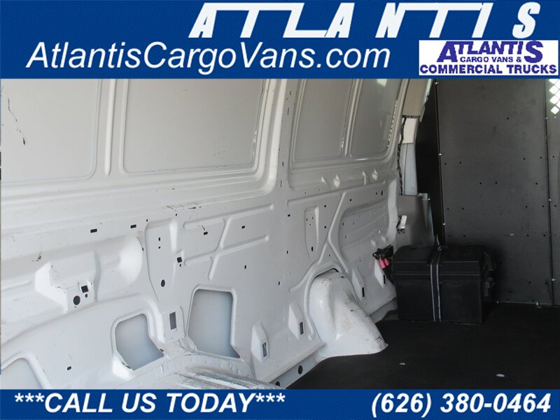2013 Ford E-150 photo 35