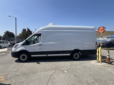 2023 Ford Transit 250 Reefer Cargo Van  High Roof 148 WB Extended Extended - Photo 4 - La Puente, CA 91744