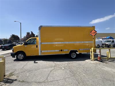 2023 GMC Savana 3500 Box Truck  16 Ft - Photo 3 - La Puente, CA 91744