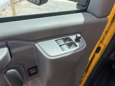 2023 GMC Savana 3500 Box Truck  16 Ft - Photo 9 - La Puente, CA 91744