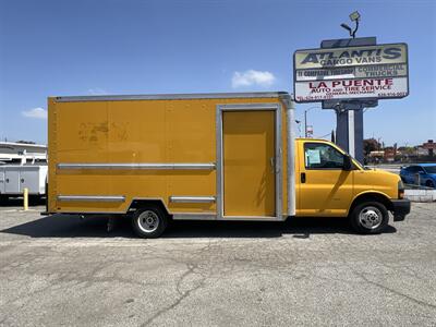 2023 GMC Savana 3500 Box Truck  16 Ft - Photo 2 - La Puente, CA 91744