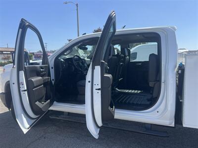 2024 Chevrolet Silverado 2500 Utility Truck  Crew Cab 4X4 - Photo 9 - La Puente, CA 91744