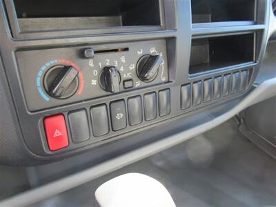 2020 Hino 155 Box Truck  16 Ft - Photo 33 - La Puente, CA 91744