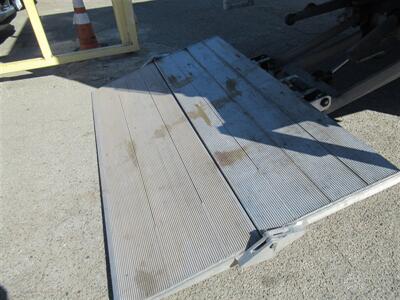 2020 Hino 155 Box Truck  16 Ft - Photo 18 - La Puente, CA 91744