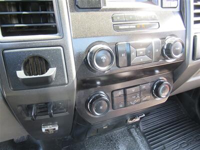 2019 Ford F-250 Utility Truck   - Photo 18 - La Puente, CA 91744