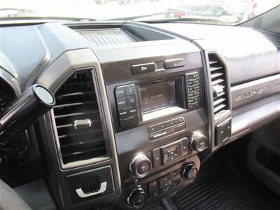 2019 Ford F-250 Utility Truck   - Photo 17 - La Puente, CA 91744