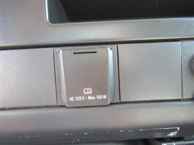 2018 Chevrolet Express 3500 Box Truck  10 Ft - Photo 29 - La Puente, CA 91744