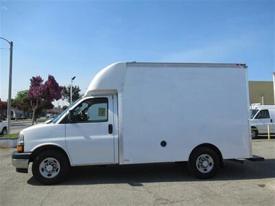 2018 Chevrolet Express 3500 Box Truck  10 Ft - Photo 4 - La Puente, CA 91744
