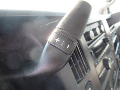 2018 Chevrolet Express 3500 Box Truck  10 Ft - Photo 16 - La Puente, CA 91744