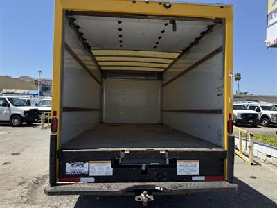 2021 GMC Savana 3500 Box Truck  16 Ft - Photo 6 - La Puente, CA 91744