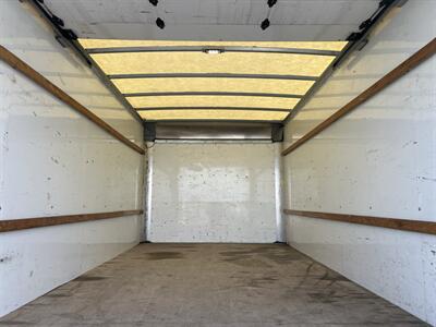 2021 GMC Savana 3500 Box Truck  16 Ft - Photo 10 - La Puente, CA 91744