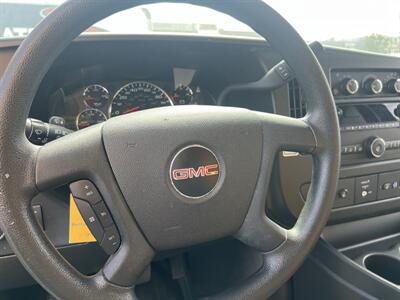 2021 GMC Savana 3500 Box Truck  16 Ft - Photo 16 - La Puente, CA 91744