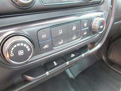 2015 Chevrolet Silverado 3500 Utility Truck  11 Ft - Photo 18 - La Puente, CA 91744