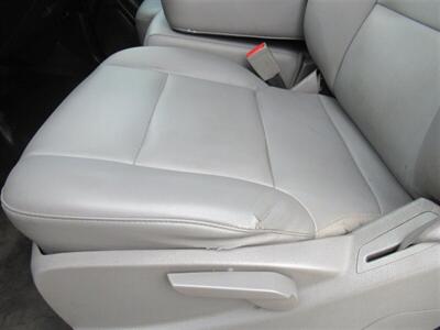 2015 Chevrolet Silverado 3500 Utility Truck  11 Ft - Photo 21 - La Puente, CA 91744