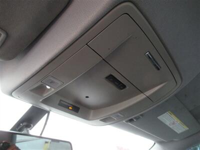 2015 Chevrolet Silverado 3500 Utility Truck  11 Ft - Photo 26 - La Puente, CA 91744