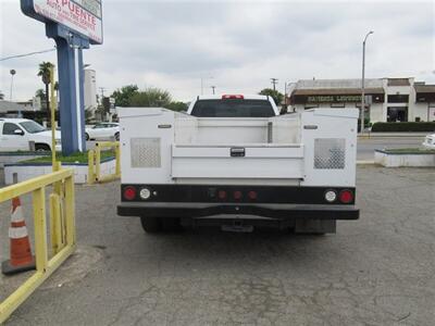 2015 Chevrolet Silverado 3500 Utility Truck  11 Ft - Photo 3 - La Puente, CA 91744