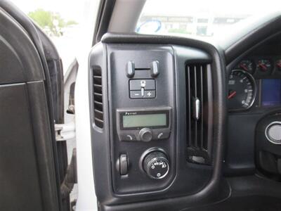 2015 Chevrolet Silverado 3500 Utility Truck  11 Ft - Photo 14 - La Puente, CA 91744