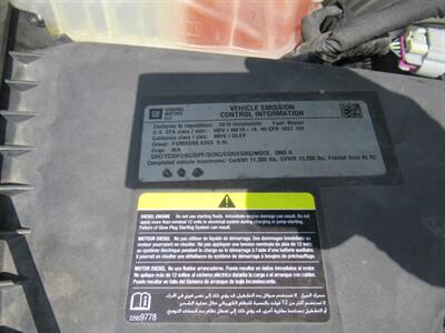 2015 Chevrolet Silverado 3500 Utility Truck   - Photo 23 - La Puente, CA 91744