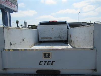 2015 Chevrolet Silverado 3500 Utility Truck   - Photo 9 - La Puente, CA 91744