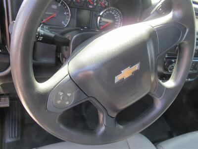 2015 Chevrolet Silverado 3500 Utility Truck   - Photo 16 - La Puente, CA 91744