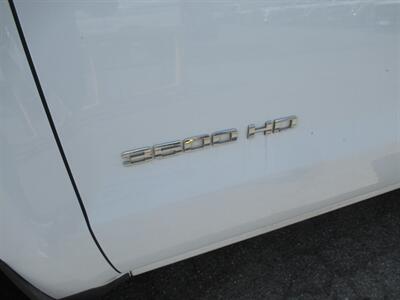 2015 Chevrolet Silverado 3500 Utility Truck   - Photo 27 - La Puente, CA 91744