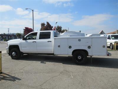2015 Chevrolet Silverado 3500 Utility Truck   - Photo 4 - La Puente, CA 91744