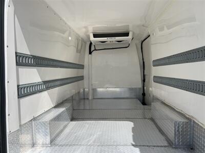 2021 Ford Transit 150 Reefer Cargo Van  Medium Roof 130 WB - Photo 10 - La Puente, CA 91744