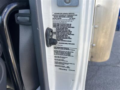2020 Isuzu NQR Box Truck  16 Ft - Photo 7 - La Puente, CA 91744