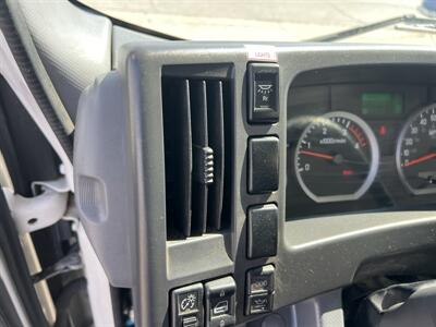 2020 Isuzu NQR Box Truck  16 Ft - Photo 19 - La Puente, CA 91744