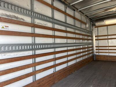 2020 Isuzu NQR Box Truck  16 Ft - Photo 15 - La Puente, CA 91744