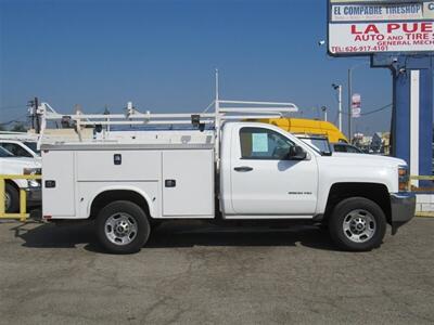 2018 Chevrolet Silverado 2500 Utility Truck   - Photo 2 - La Puente, CA 91744