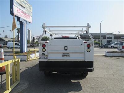 2018 Chevrolet Silverado 2500 Utility Truck   - Photo 3 - La Puente, CA 91744