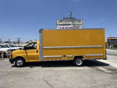 2021 GMC Savana 3500 Box Truck  16 Ft - Photo 2 - La Puente, CA 91744