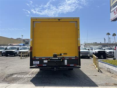 2021 GMC Savana 3500 Box Truck  16 Ft - Photo 3 - La Puente, CA 91744