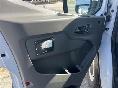 2023 Ford Transit 250 Cargo Van  High Roof 148 WB - Photo 17 - La Puente, CA 91744