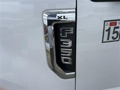 2021 Ford F-350 Utility Truck   - Photo 24 - La Puente, CA 91744