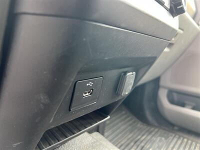 2021 Ford F-350 Utility Truck   - Photo 21 - La Puente, CA 91744