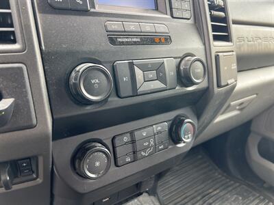2021 Ford F-350 Utility Truck   - Photo 19 - La Puente, CA 91744
