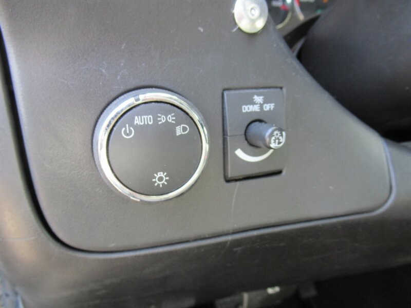 2014 Chevrolet Express 2500 Cargo Van photo 13
